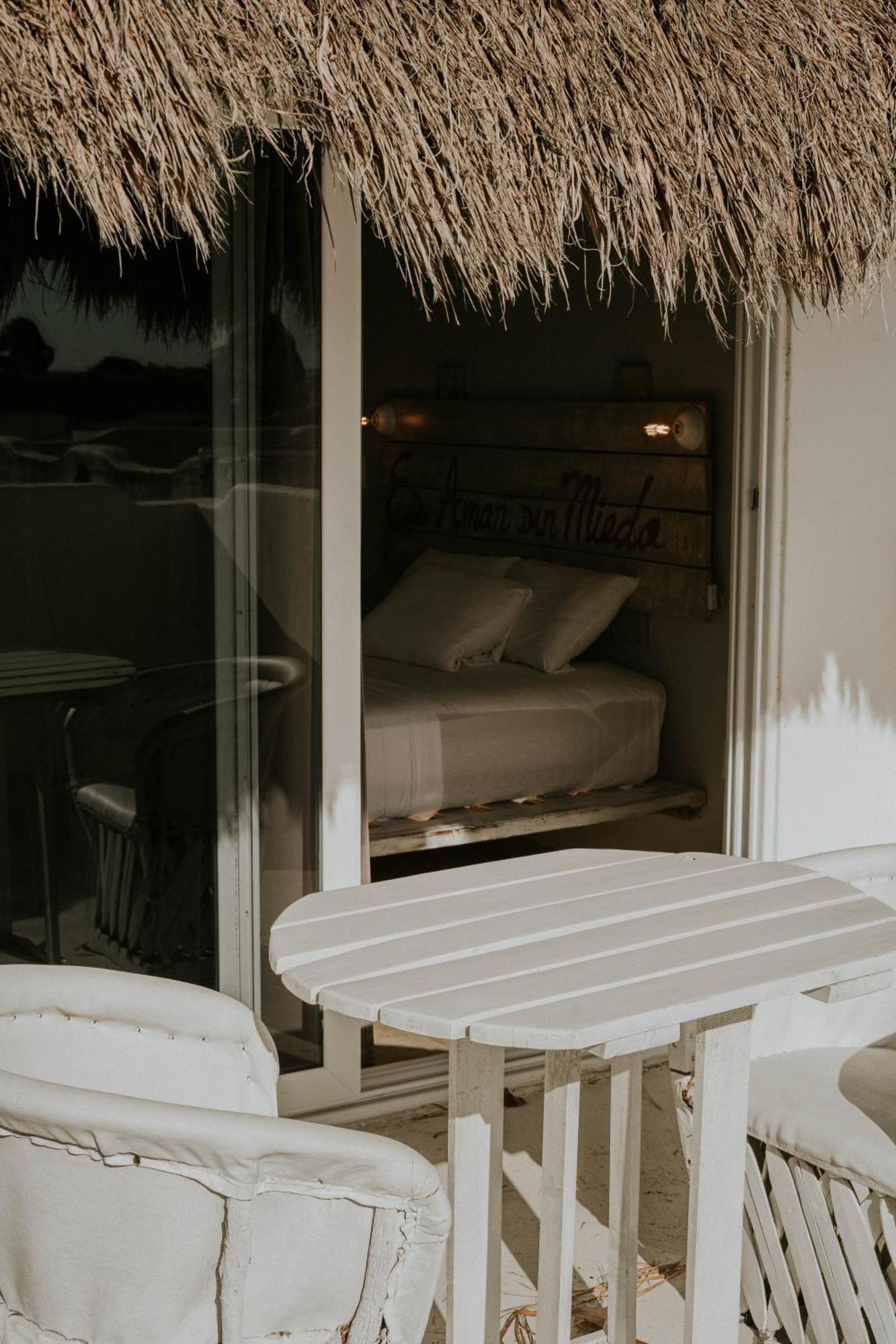 40 Canones Mahahual Exterior photo