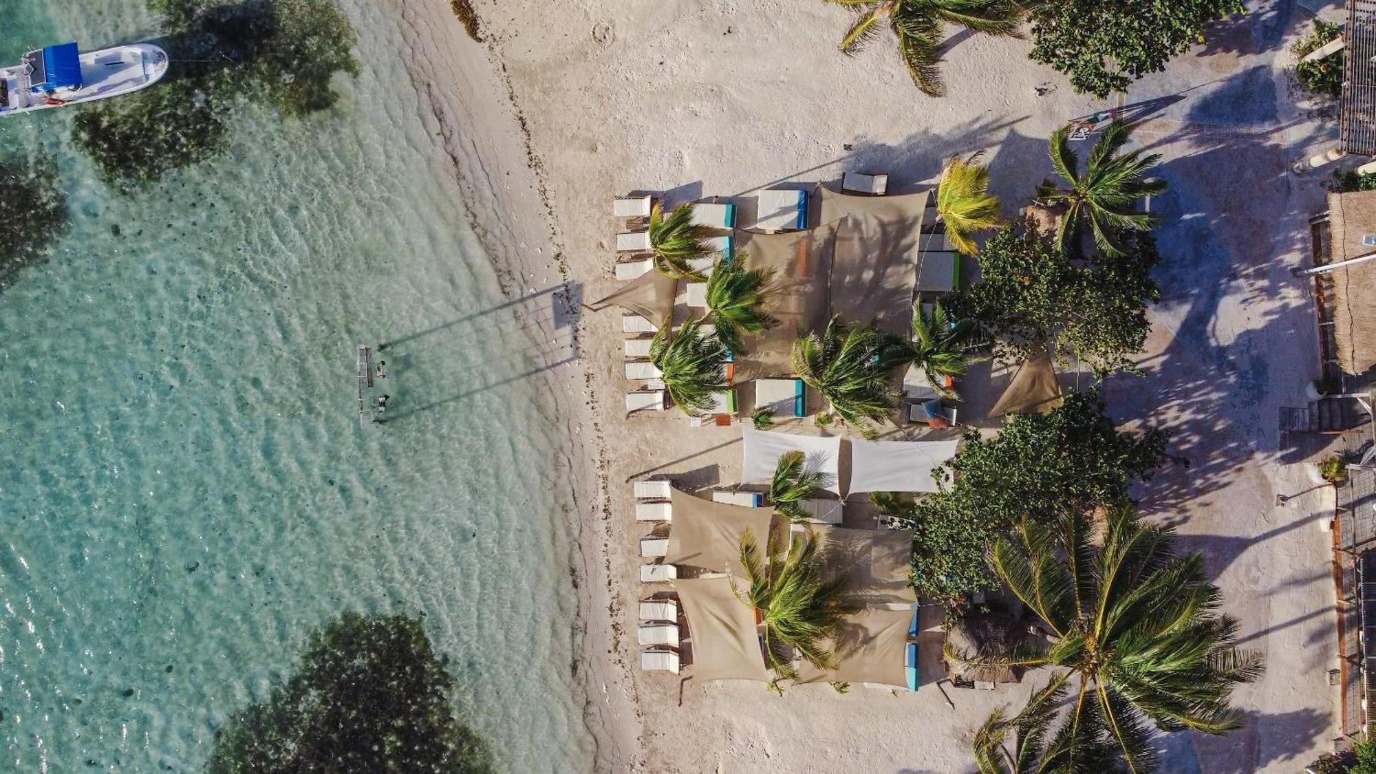 40 Canones Mahahual Exterior photo