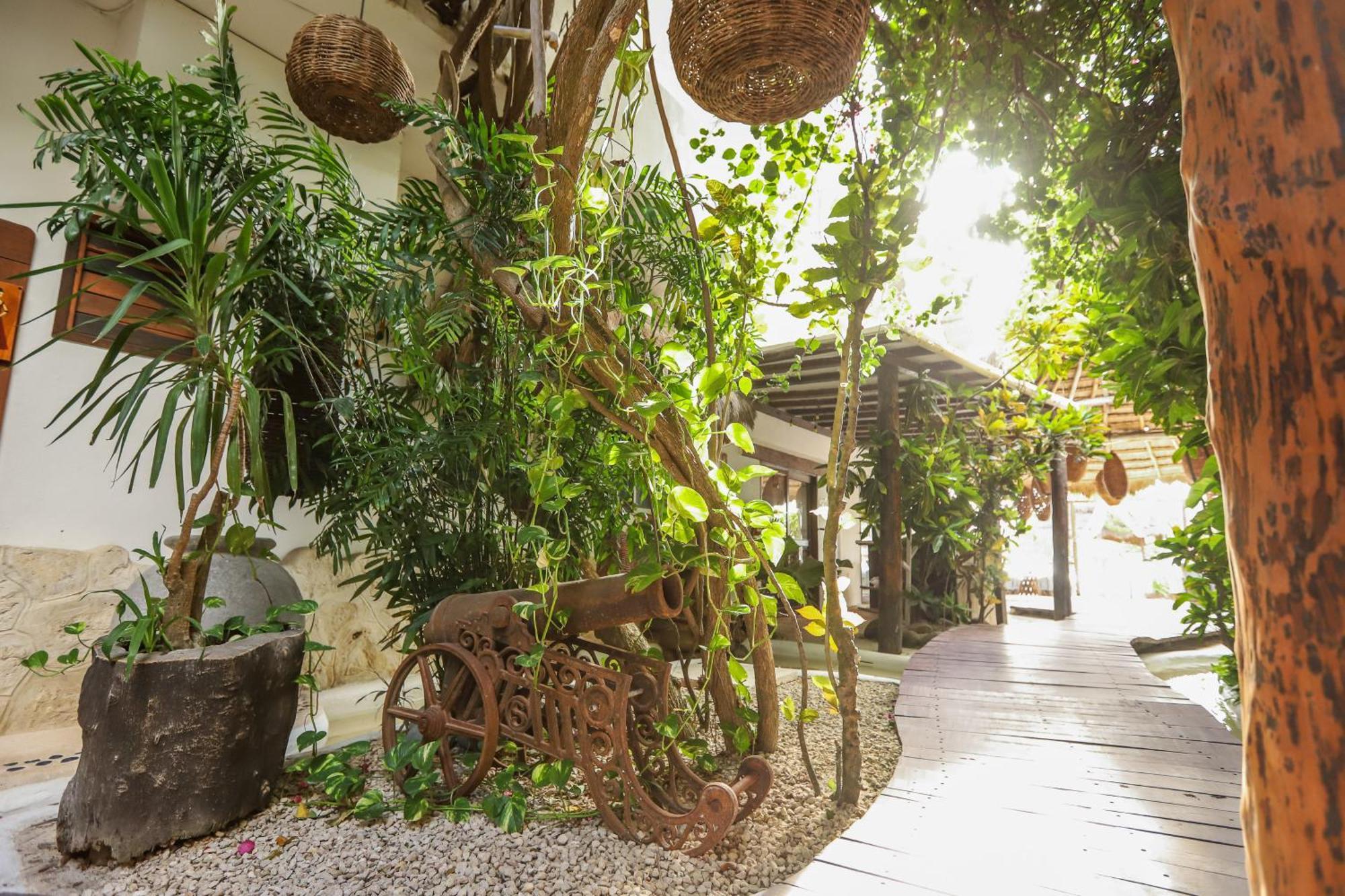 40 Canones Mahahual Exterior photo